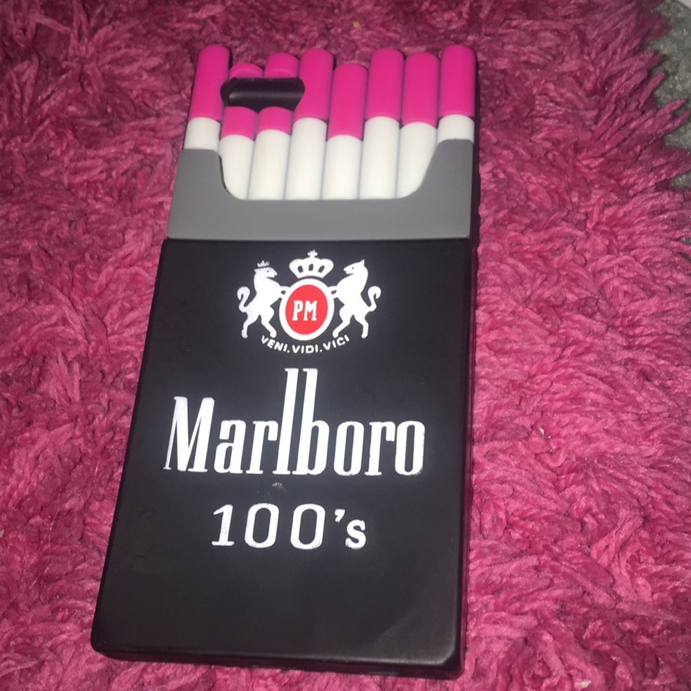 iPhone cigarette case